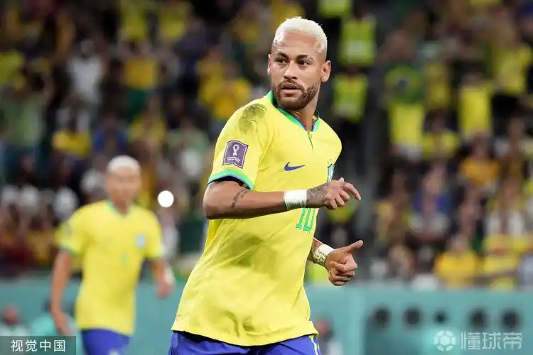 国足失误的 国足失误的