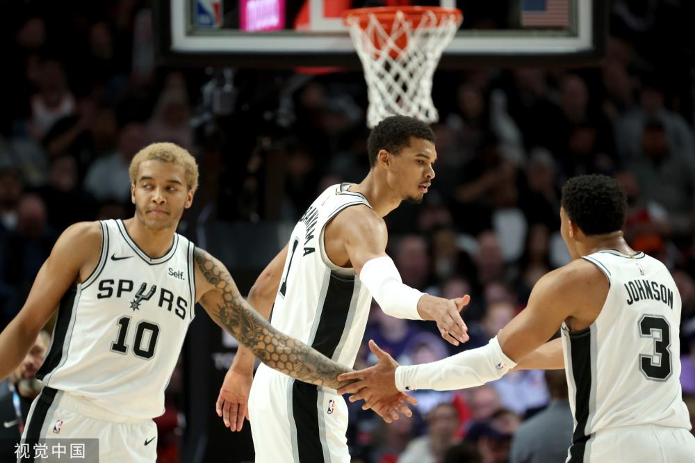 中国羽毛球队在2025年瑞士公开赛斩获4金2银，男单再次颗粒无收.