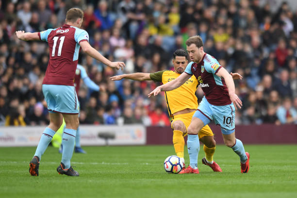 里的进攻 里的进攻